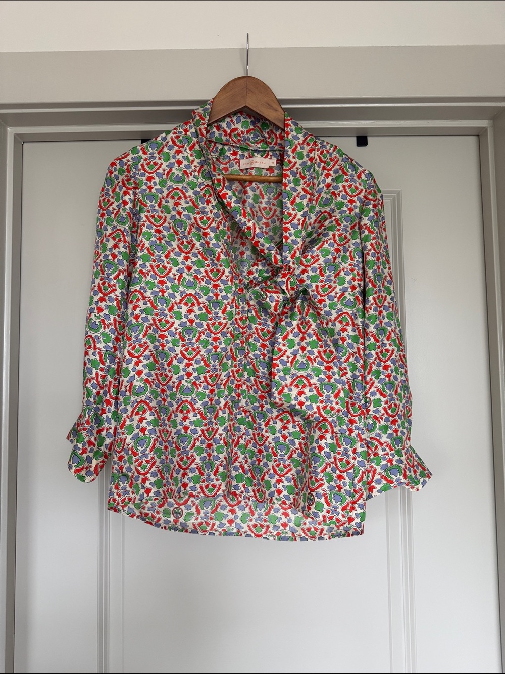 Tory Burch 100% Silk Floral Print Tie Neck Blouse Size 00
